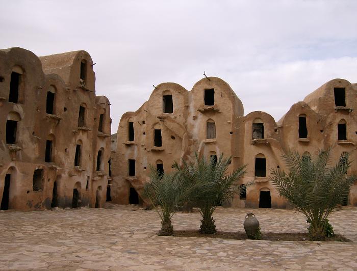 ghorfas a Ksar Ouled Soltane, Tunisia> 
<hr>
 Una serratura
<br>
<IMG SRC=