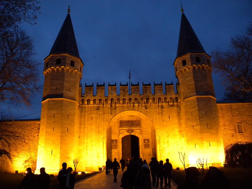 ingresso del Top Kapi di Istanbul