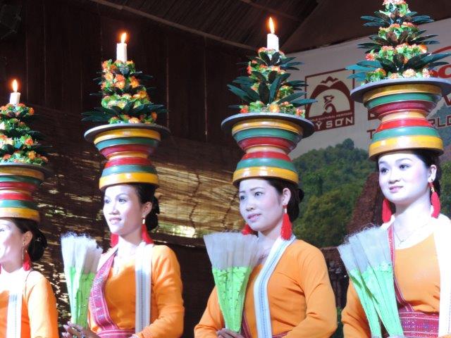 Danzatrici in Vietnam
